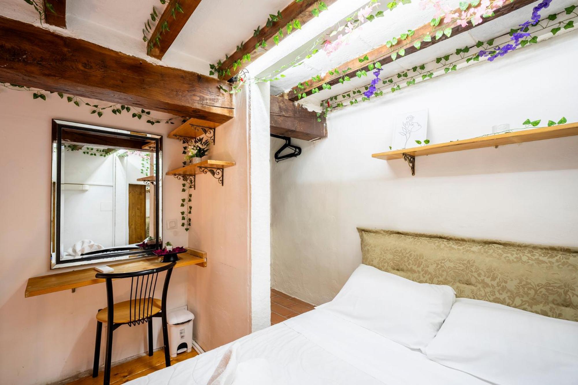 Ferienwohnung 3 - Monolocale Caratteristico E Silenzioso Florenz Exterior foto